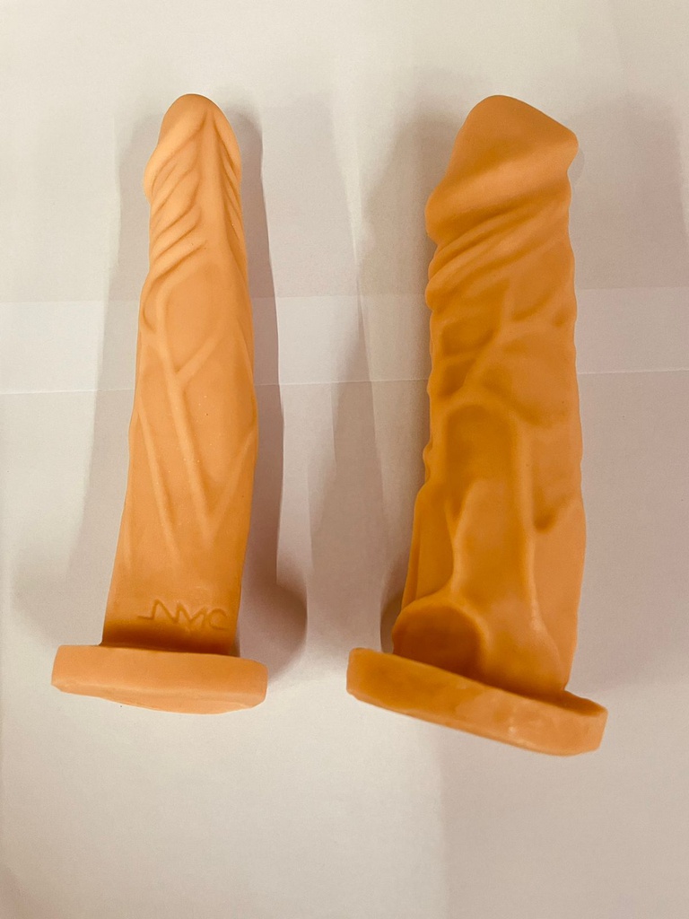 DILDO MACIZO TEXTURA REAL FEEL (SUELTO)