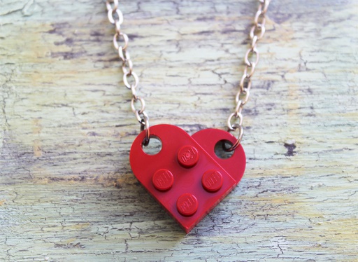 [COLL-LEGO] COLLAR CORAZON LEGO ROJO